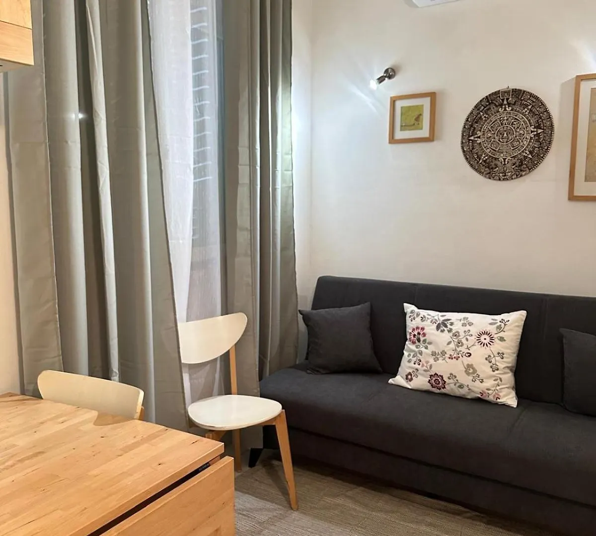 Apartment Residence Maison Raha Marina di Massa