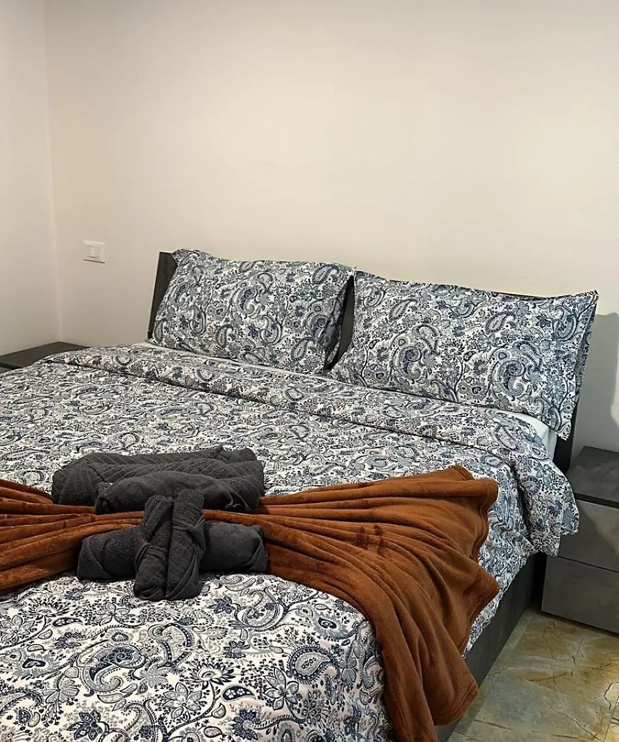 Διαμέρισμα Residence Maison Raha Marina di Massa